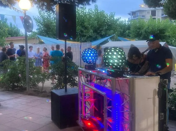 Кемпинг El Pinar Platja Санта-Сусанна